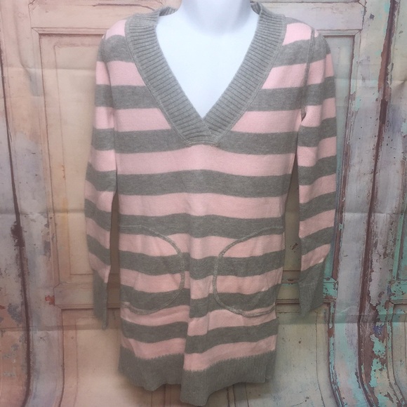 SALE ππ GAP KIDS Long Sleeve Stripped Sweater - Picture 1 of 5